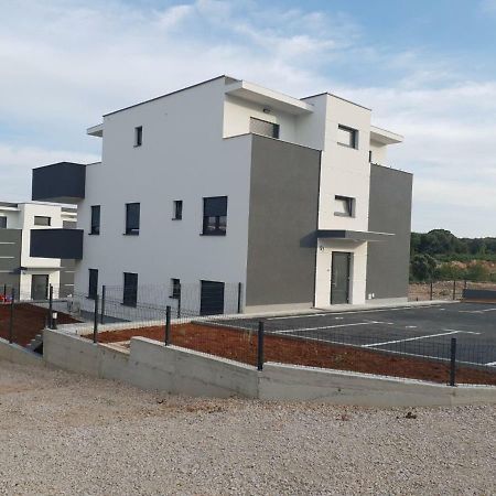Ferienwohnung Black&White 2 Krk Island Exterior foto